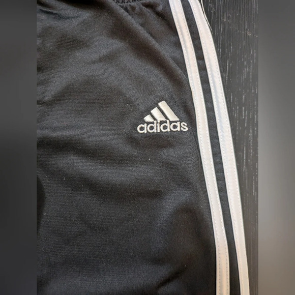 Adidas Boys Track Suit Size 18M EUC - Picture 9 of 11